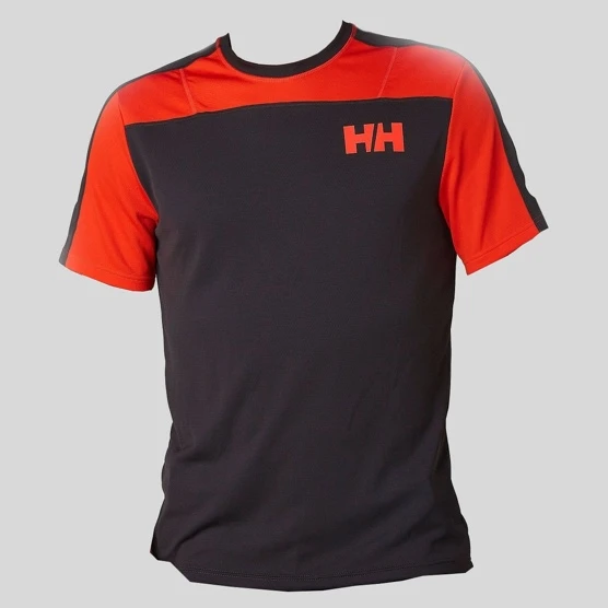 Test anti-UV T-shirt randonnée Helly-Hansen Lifa Active Light UPF 50