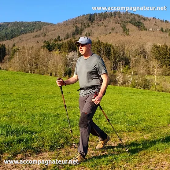 Test T‑shirt randonnée Quechua MH100 T-shirt randonnée Quechua MH100 en randonnée