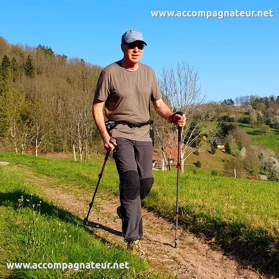 Test T‑shirt randonnée Quechua NH500 T-shirt randonnée Quechua NH500 en randonnée